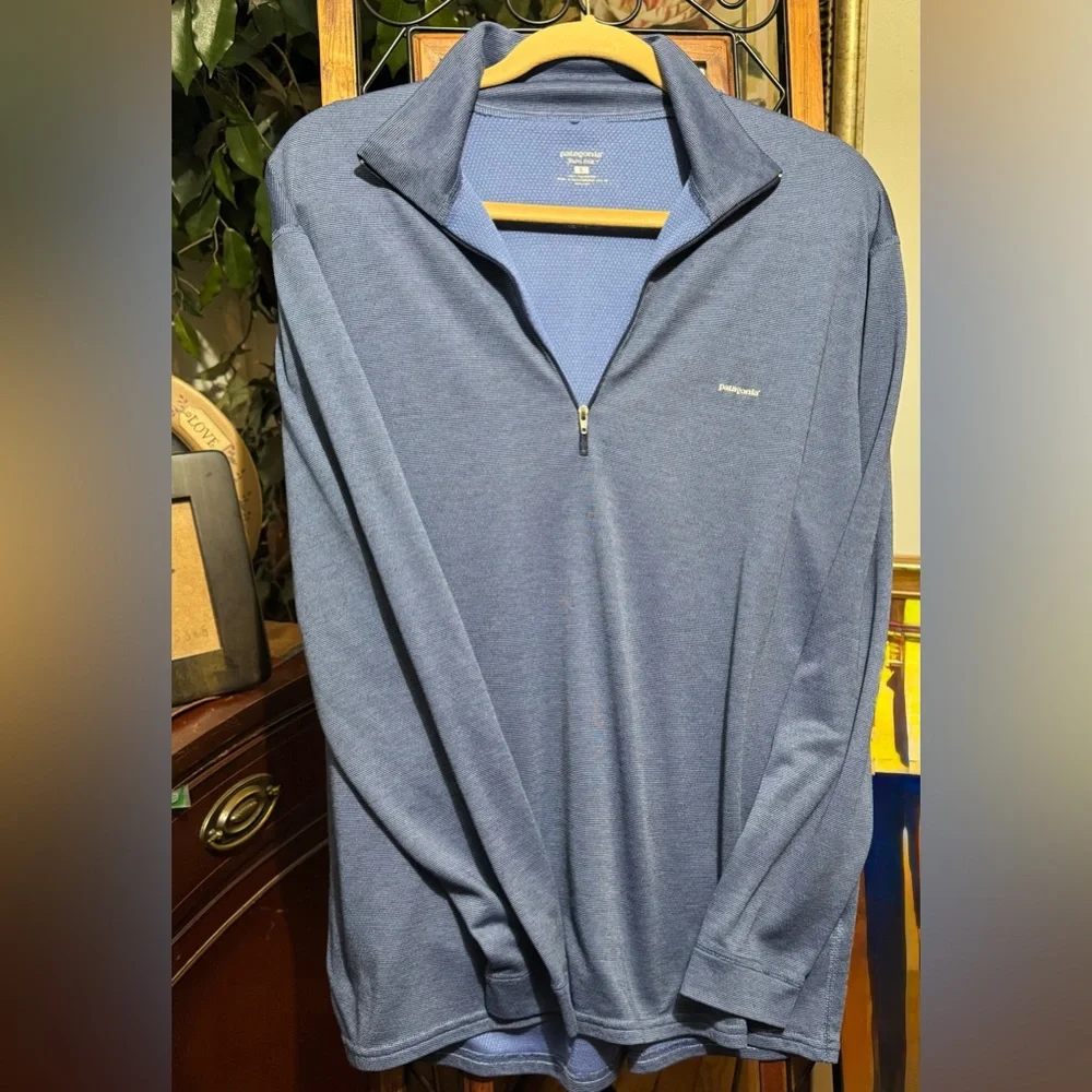 Patagonia Men's Half-Zip Pullover in Slate Blue